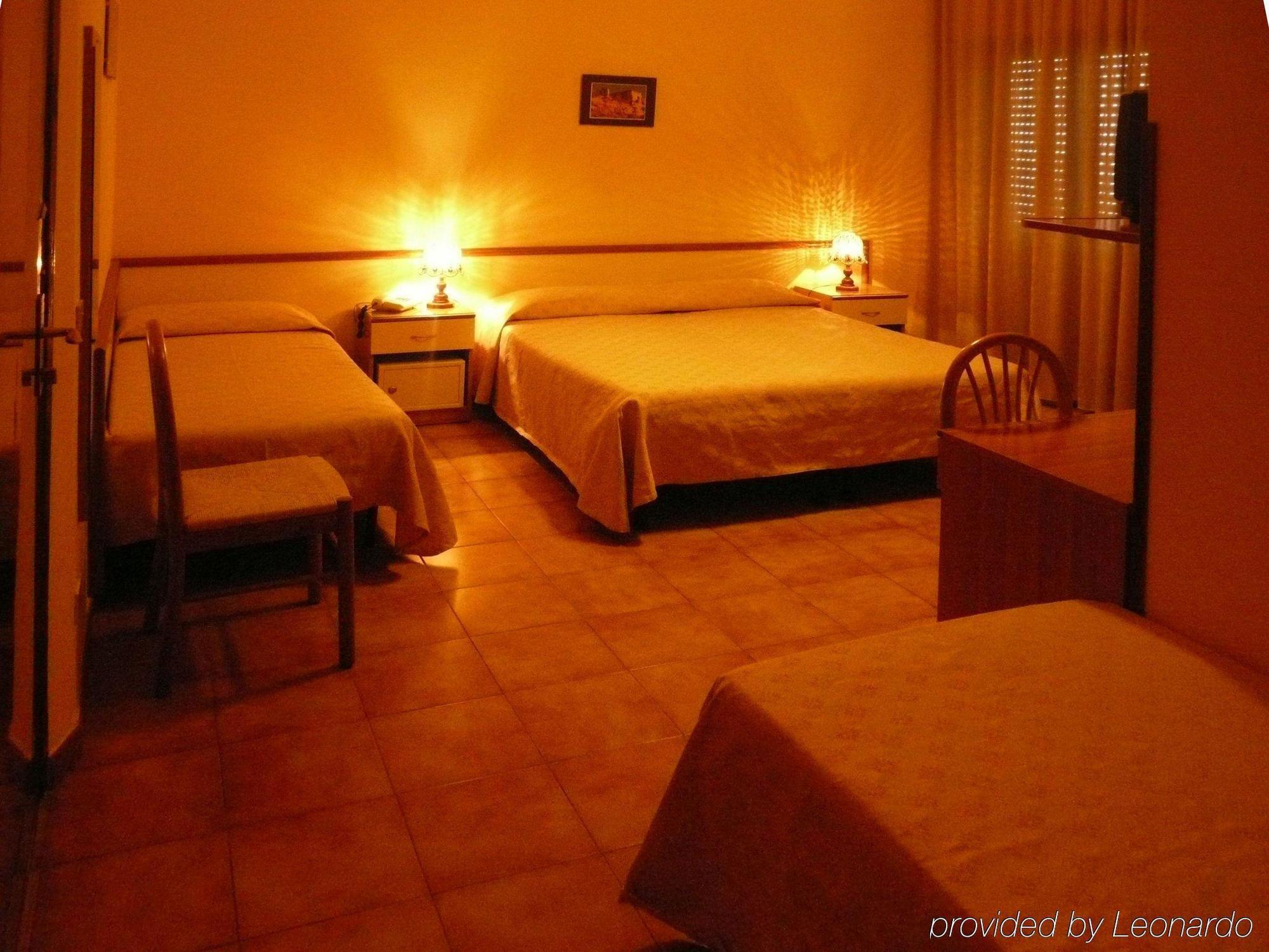 Hotel Virgilio Tropea Chambre photo