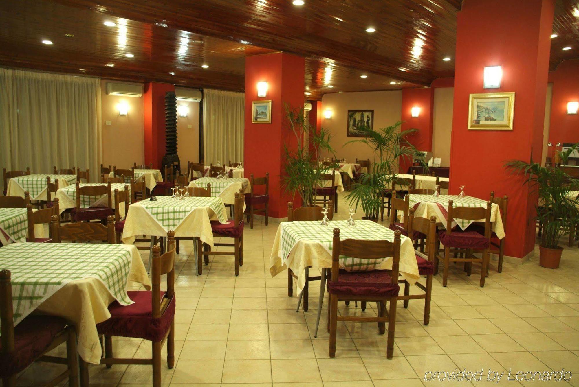 Hotel Virgilio Tropea Restaurant photo